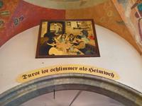 ... und drinnen der wahre Spruch zum Haus.