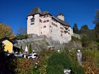Schloß Matzen in der Tiroler Gemeinde Reith im Alpbachtal.