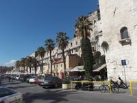 Split - Palastmauer am Hafen