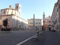 Jesi, der Marktplatz, auf dem Friedrich II. geboren wurde