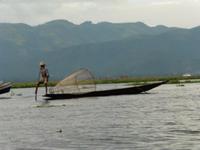 Einbeinfischer auf dem Inlesee