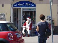 Weihnachtsmann im Sommer