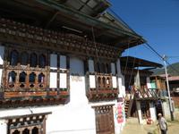 Dorf am Fruchtbarkeitskloster