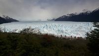 Spaziergang entlang des Gletscher Perito Moreno