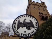 Am Tor von Schloss Hohenzollern