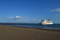 Unser Schiff - die Norwegian Sun im Hafen von Puntarenas