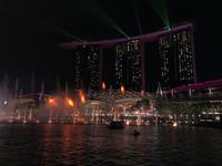 Bootstour in Singapur mit Lasershow am Marina Bay Sands Hotel
