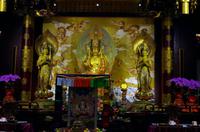 Besuch des buddhistischen Tempels 