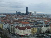 ...und zur UNO-City.