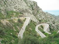 Serpentine Strasse zu Sa Calobra und Schlucht des Torrent de Pareis