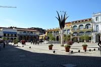 Die hübsche Plaza Vieja in Havanna