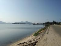 Von Hue nach Hoi An - Lagune vorm Wolkenpass