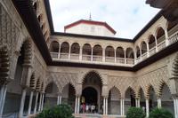 Im Innern des Alcazar: Der Patio de las Doncellas