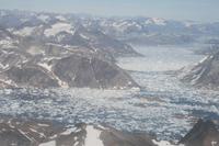 Blick aus dem Flugzeug über Grönland
