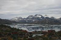 Blick auf Tasiilaq in Grönland