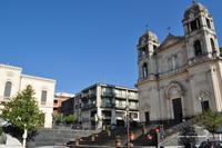 Zafferana - In der Bildmitte versteckt sich der Südostkrater des Ätna