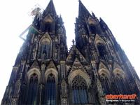 Die Fassade des Kölner Doms