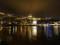 Porto bei Nacht