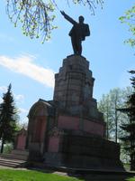 Kostrjoma, Lenindenkmal auf den Romanows