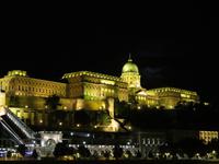 Ausfahrt aus Budapest - Schloss