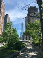 Battery Park mit Blick auf das One Trade Center