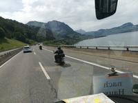 ... vorbei an oberitalienischen Seen.