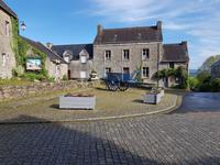 12.5.2018 Locronan Platz 