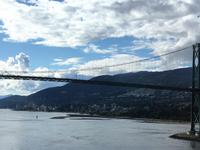 Unter Lions Gate Bridge, Vancouver