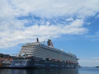 Mein Schiff 4