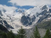Fahrt mit dem Bernina-Express - Blick zum Biz Bernina und zum Morteratsch-Gletscher