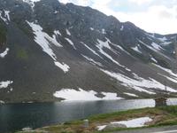 Fahrt über den Flüelapass - See auf der Passhöhe