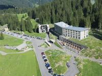 Blick vom Säntis zum Hotel Säntis