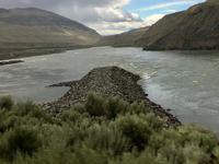 Die Canadian National auf der anderen Flusseite