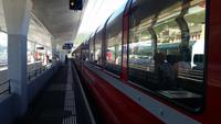 Der Bernina - Panoramawagen 1. Klasse startet in St. Moritz 