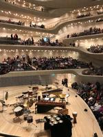 Elbphilharmonie - Bald fängt das Konzert an