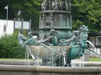 Historiensäule in Koblenz (2)