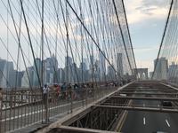 Spaziergang über die Brooklyn Bridge