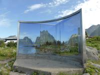 Lofoten - Dan Grahams Skulptur ohne Titel 