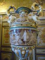 Fontainebleau, Pokal mit Leonardo da Vinci