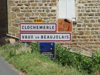 Vaux-en-Beaujolais mit dem Ehrennamen Clochemerle