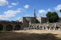 Tower Platz der Raven