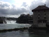 Blick vom Schlössli Wörth auf den Wasserfall