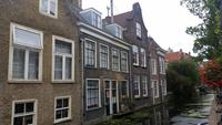 delft