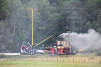 1707 Dampfkahn im Kaledonischer Kanal