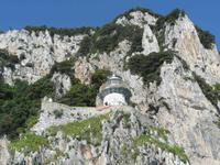 Alter Leuchtturm in der Bucht von Laredo