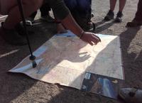 Henner zeigt uns, welche unterschiedlichen Völkergruppen in seinem Land leben