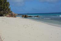 140 Strand auf La Digue