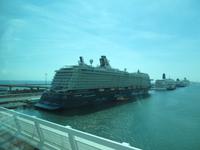 Barcelona - Mein Schiff 3 im Hafen