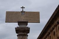 Inschrift in der Alhambra, datiert auf 1497