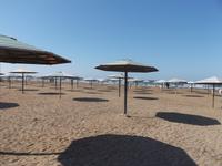 Am Strand des Kaspischen Meeres